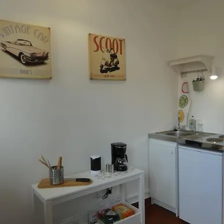 Studio Au Coeur De Saint Quentin En Yvelines * 트랏프